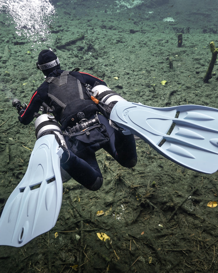 Tech Fins Fourth Element Grey while diving