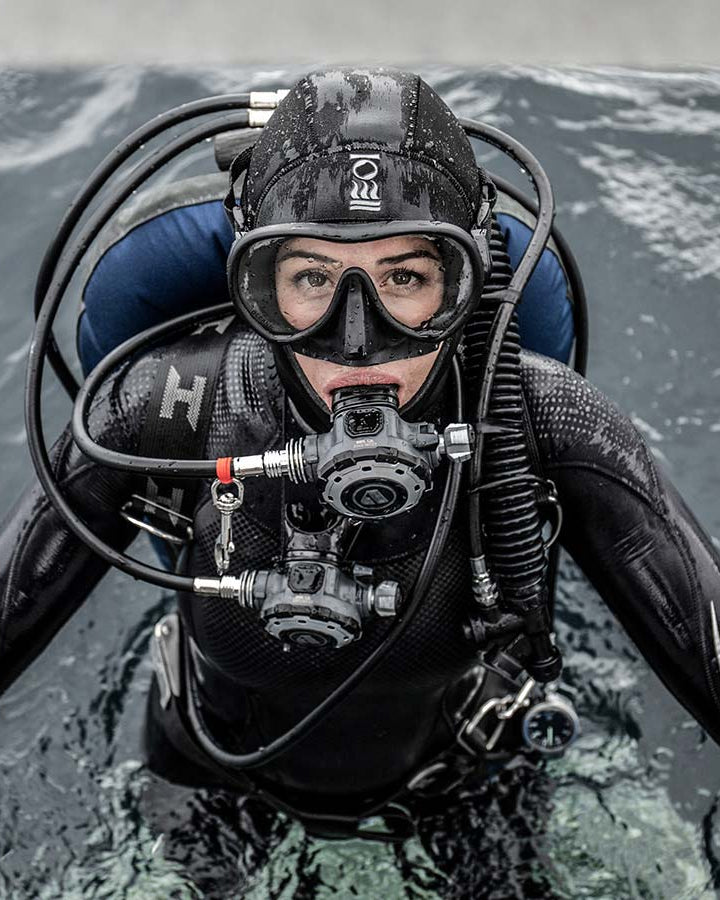 Women's Xenos 7mm Dame taucht in Xenos 7 mm Neoprene Tauchanzug