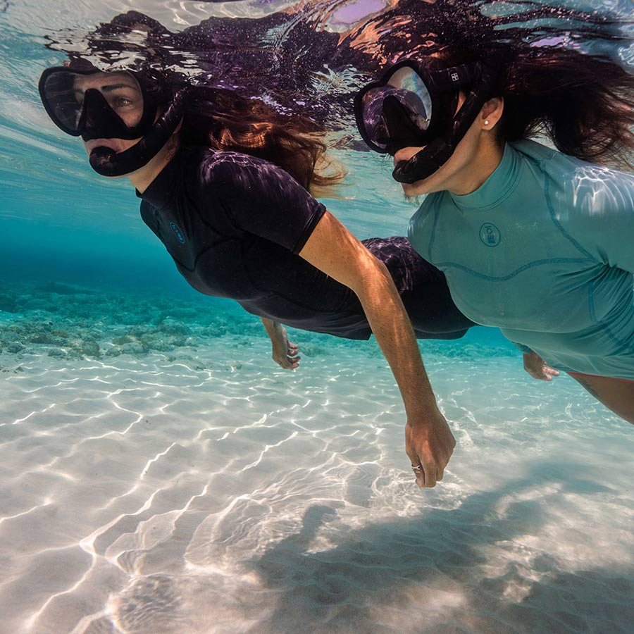 Schnorcheln im Meer mit bester Schnorchelausrüstung