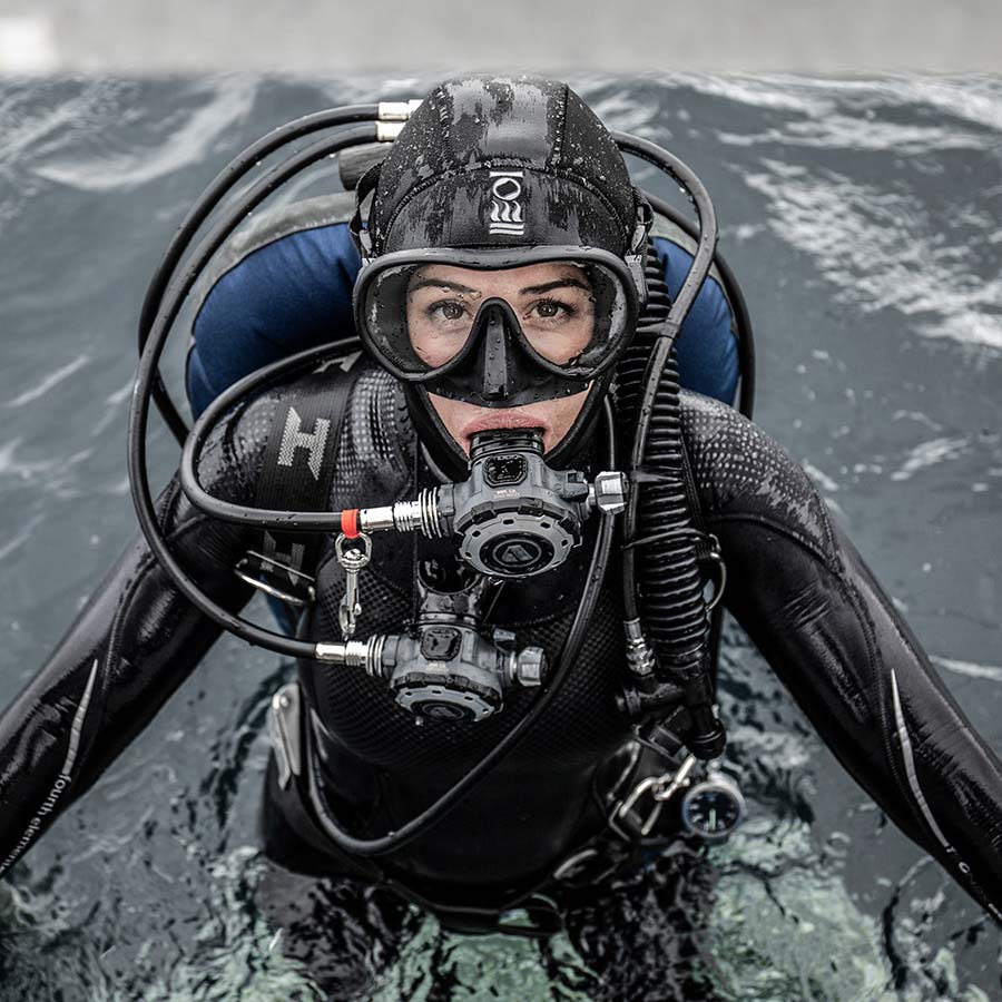 Women's Xenos 7mm Dame taucht in Xenos 7 mm Neoprene Tauchanzug